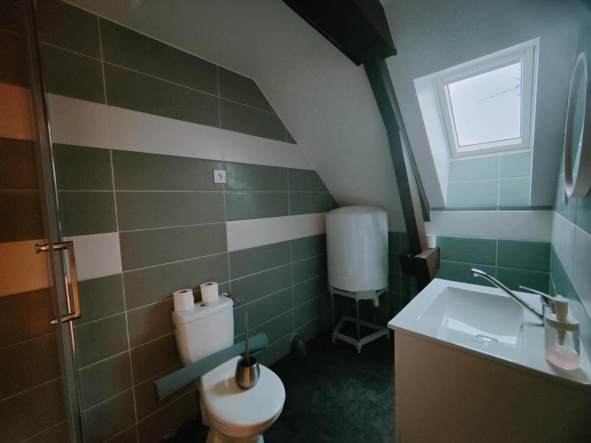 Les Lofts De Provins: 7 Apartment *